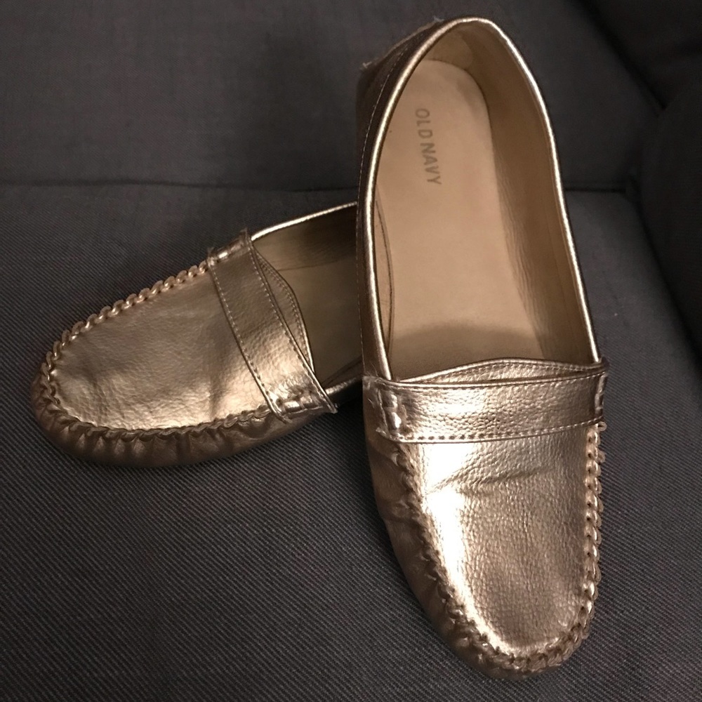 Gold Old Navy Women’s Loafers  Size 9